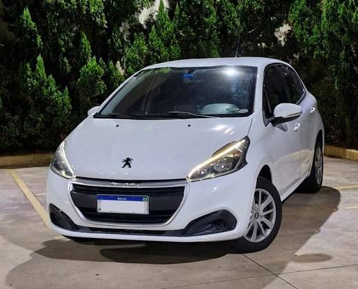 PEUGEOT 208 1.2 ACTIVE 12V FLEX 4P MANUAL PEUGEOT 208 1.2 ACTIVE 12V FLEX 4P MANUAL
